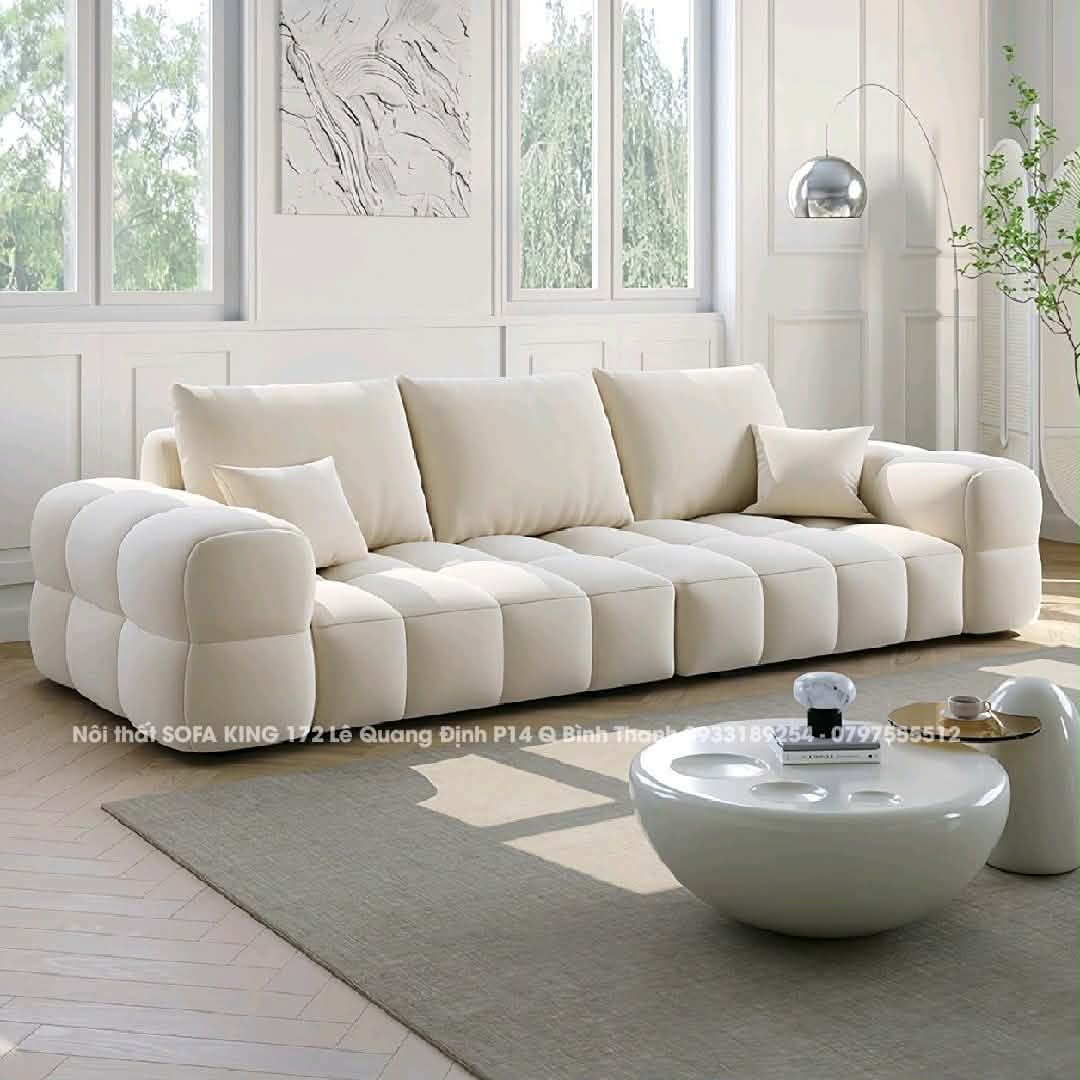 D764